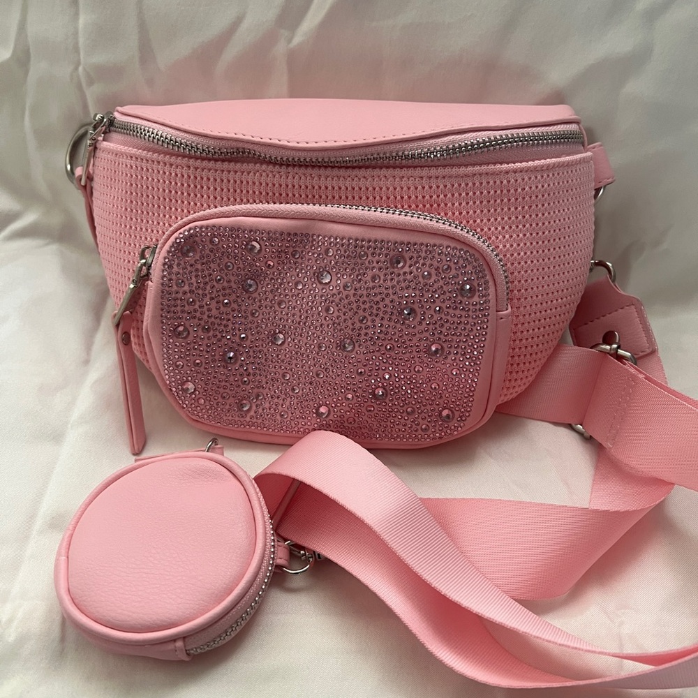 Madden NYC Pink Fanny Pack 💗